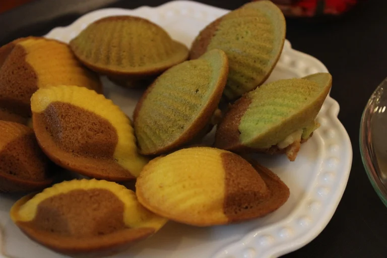 Delightful Madeleine Cookies Using Cream: A Classic Recipe